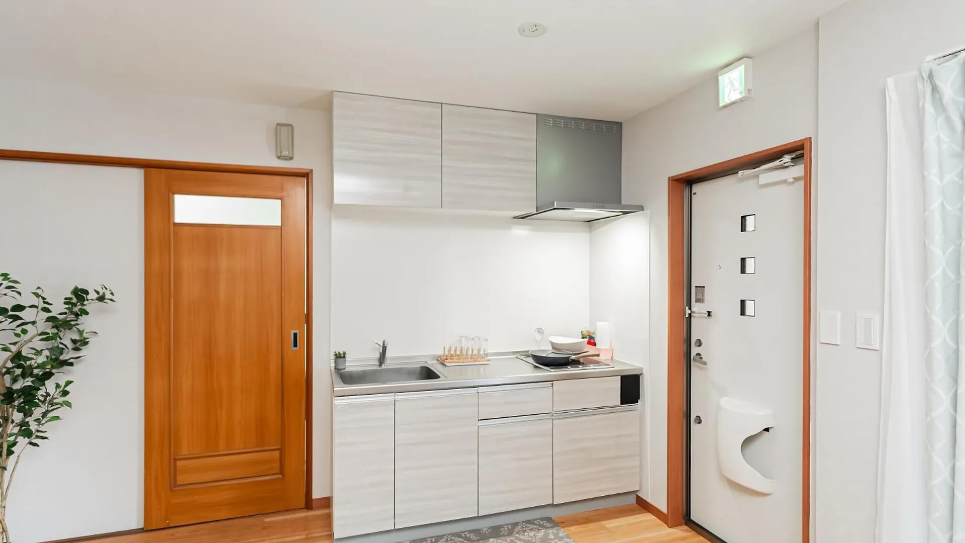 Yj-Hotel Kamiikebukuro 1F 北池袋5分钟 新装上线 52平方 Tokio Japonia